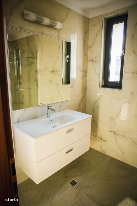Direct Proprietar | Vilă 384 Mp | 6 Camere | Garaj | Teren 680 Mp