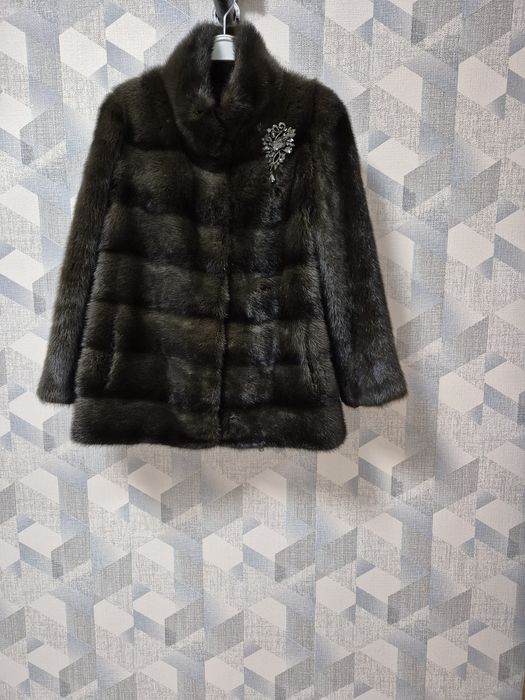 Норковый шуба сатылады!