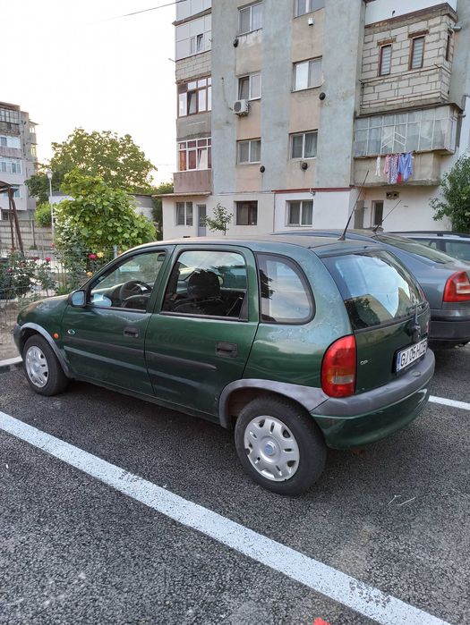 Vând Opel CORSA B