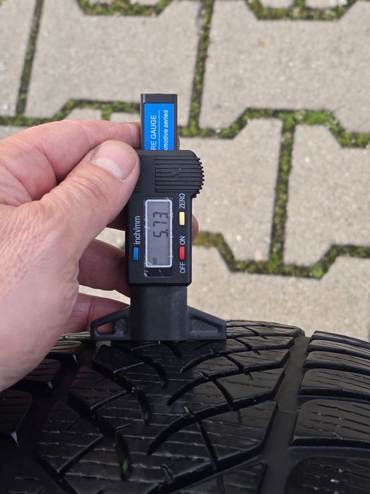 215 55 16 super grip