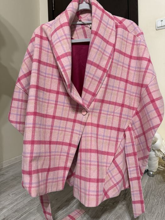 Розово Пончо с вълна REVIEW