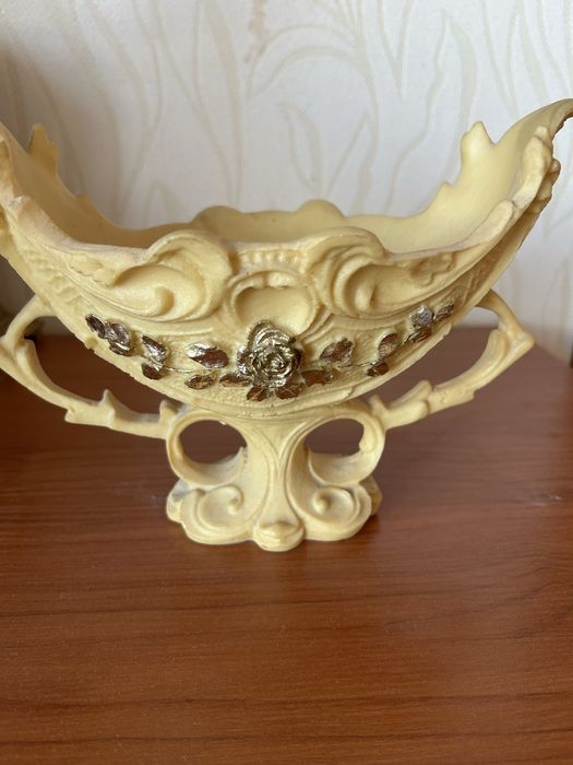 Ваза декоративная