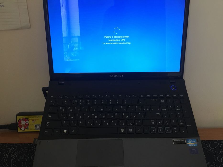 Ноутбук самсунг срочно продам