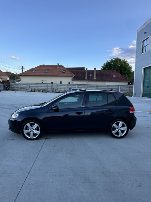 VOLKSWAGEN Golf 2011 — imagine 2