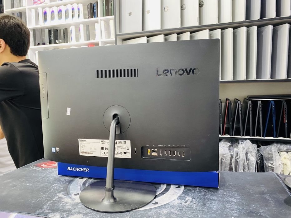 LENOVO monoblok 24 inch