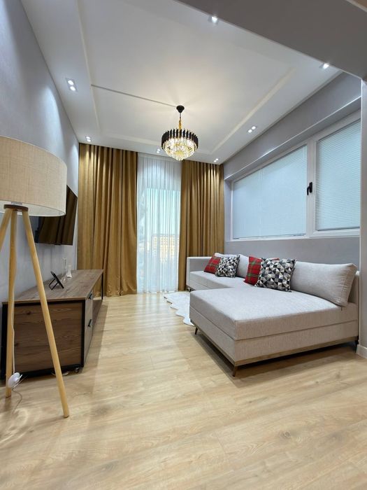 Срочно продаётся 2 ком ЖК Zarafshon city