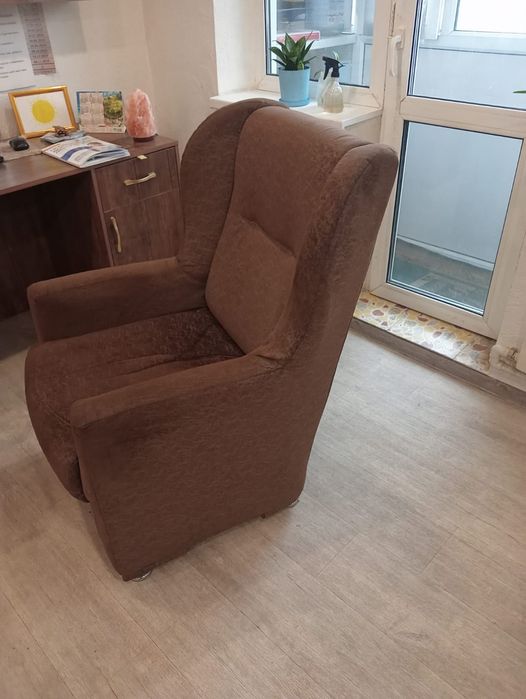 Продам кресло в хорошем состоянии