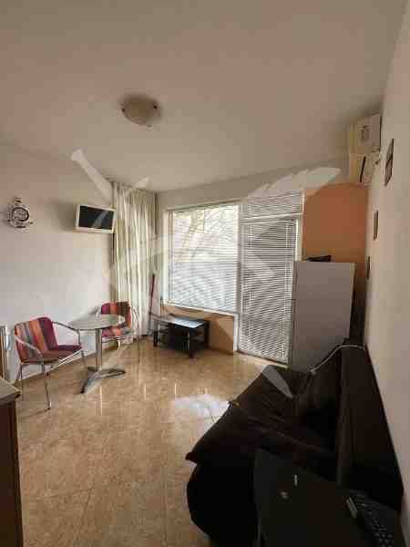 Продава се Двустаен апартамент в к.к. Слънчев бряг - 45 кв.м за 759 €/кв.м - Снимка #1