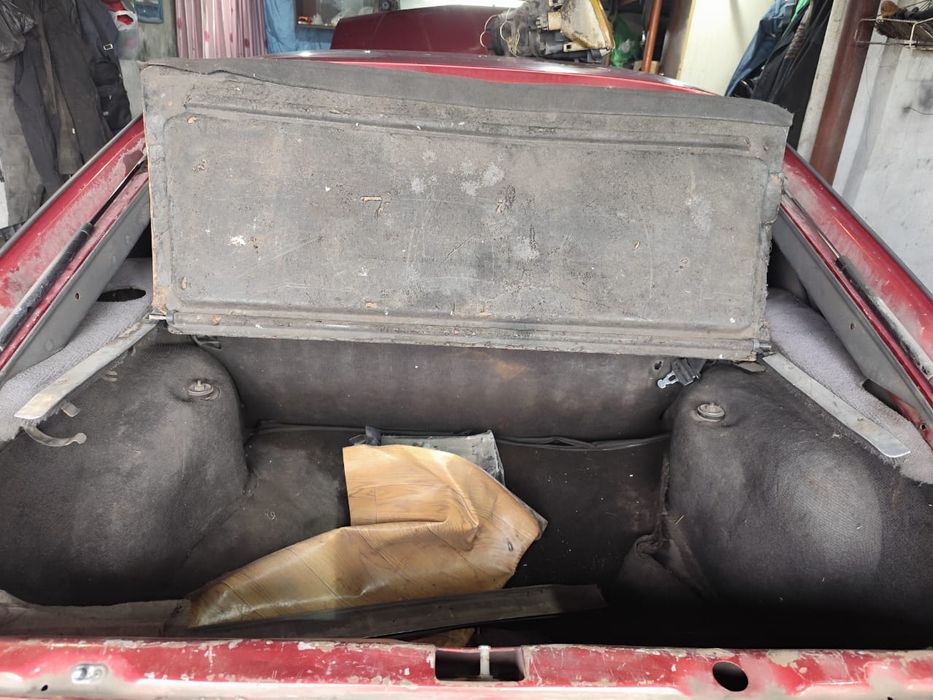 Полка багажника Опель аскона