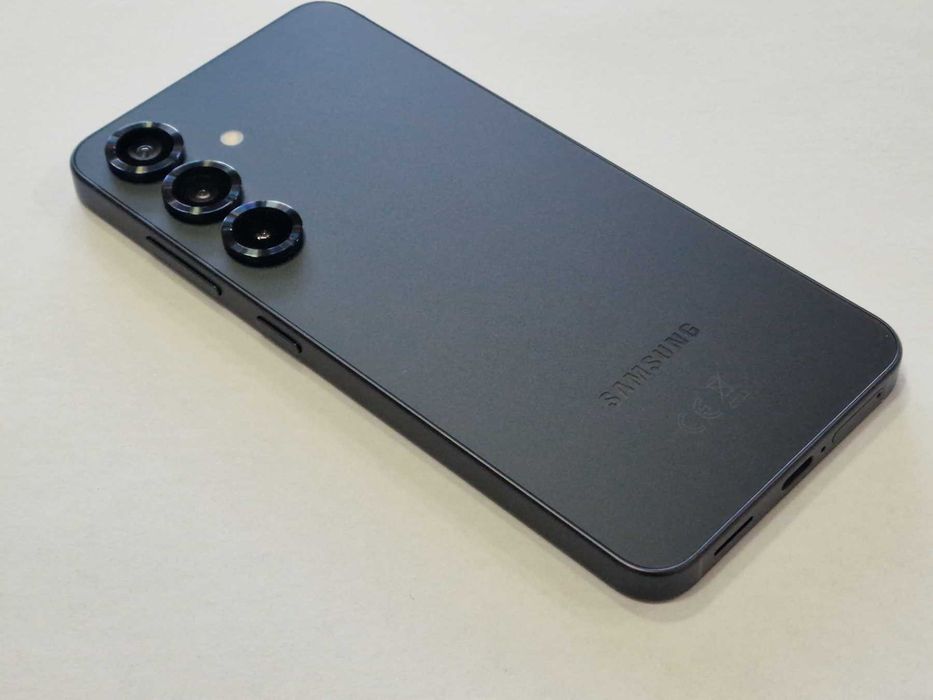 Samsung Galaxy S25 5G 256GB 12GB RAM Dual