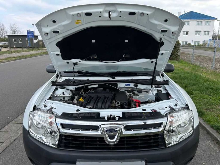 НА ЧАСТИ! Dacia Duster 1.6i 16V 4WD 4x4 105 кс. K4MA606 K4M606 бял