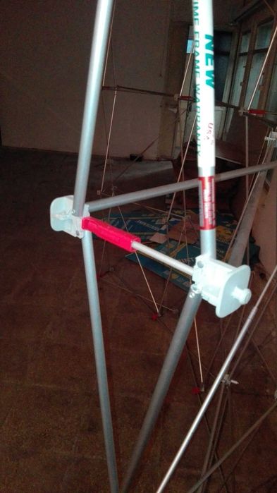 Panou expozitional tip Paianjen Made in USA mese sampling