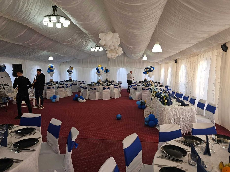 Corturi de evenimente de închiriat