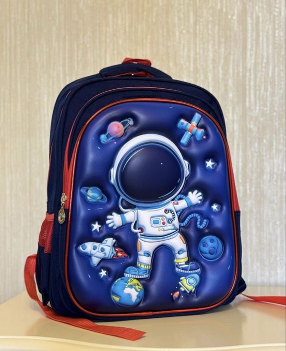 Рюкзаки и сумки школьные