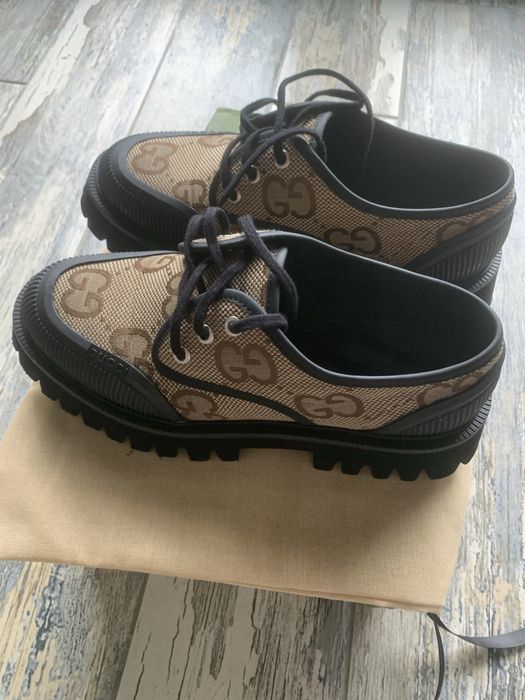 Papuci gucci purtati odata