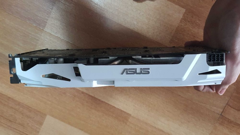 Placa video ASUS DUAL RX 480 OC 4 GB (partial defecta)
