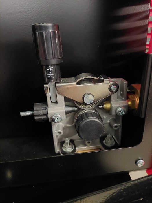 Комбиниран телоподаващ 250А СО2+Електрожен инвертор IGBT MIG/MAG и MMA