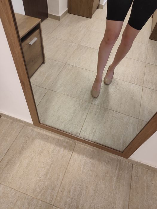 Pantofi din piele naturala nude mărimea 37