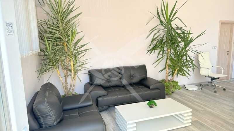 Продава се Офис в Несебър - 45 кв.м за 1667 €/кв.м - Снимка #1