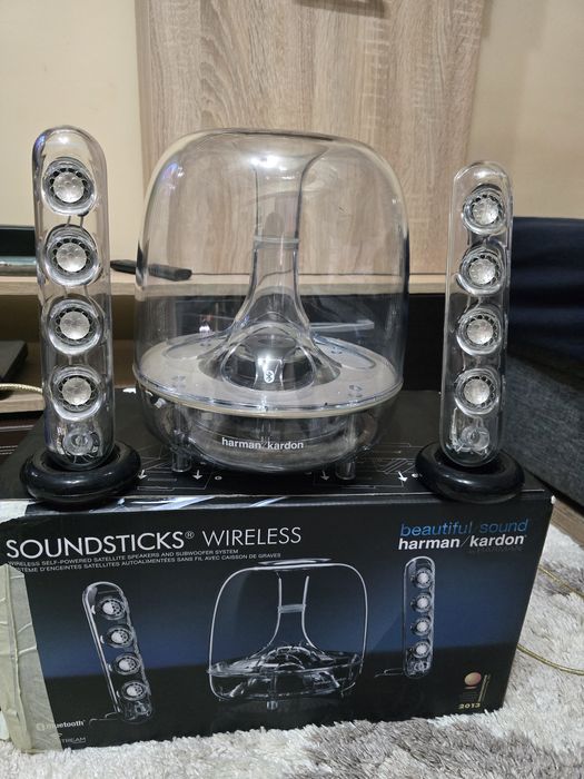 Harman kardon soundsticks wireless