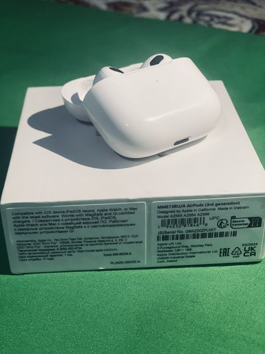 AirPods 3 покаление