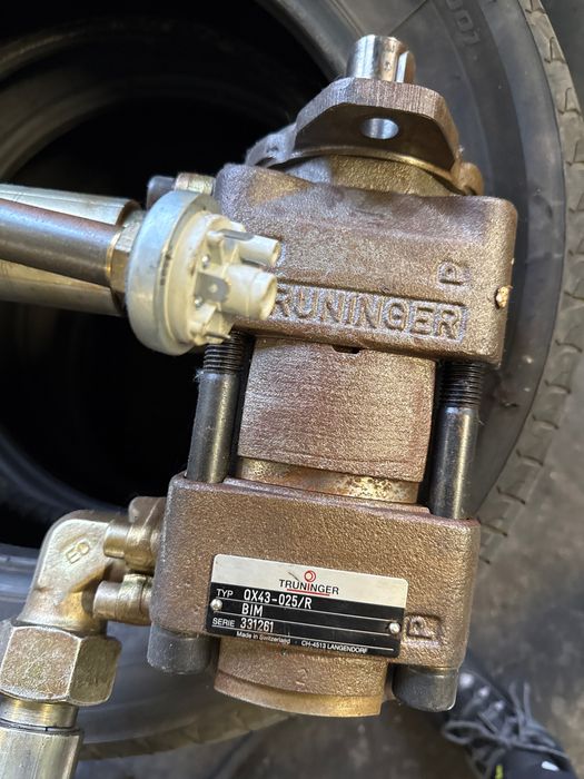 Хидравлични Помпи TRUNINGEN