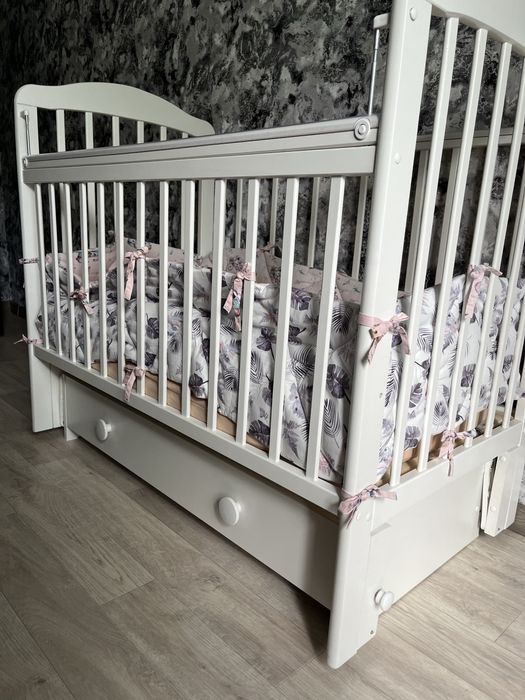 Кровать детская с матрасом