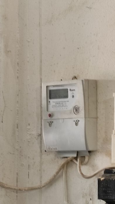 Contor trifazic pasant digital