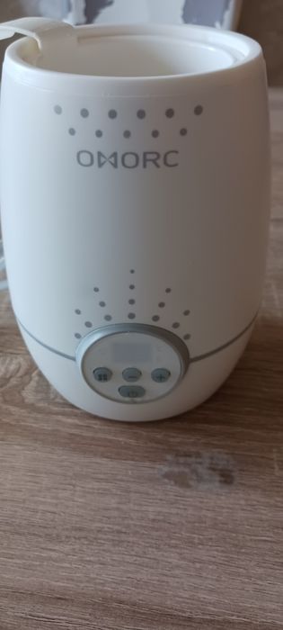 Уред за затопляне на бебешки бутилки и храна