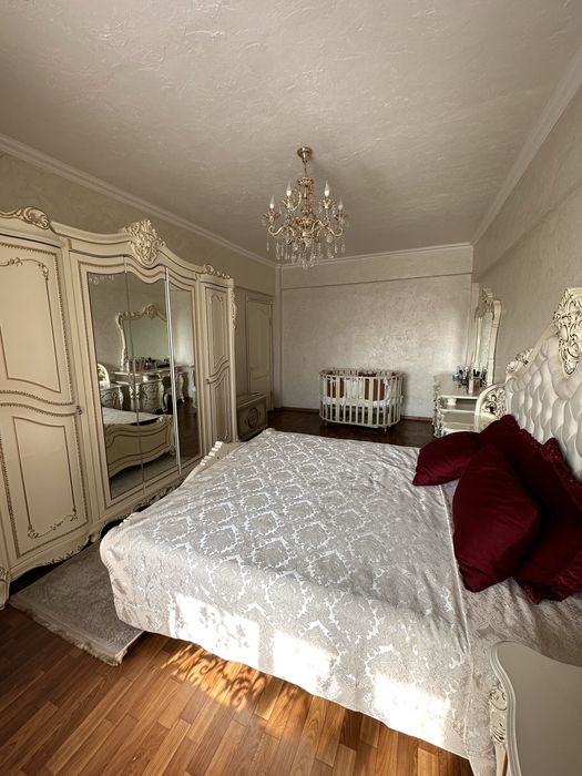 Спальный гарнитур