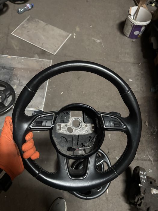 Волани за Audi
