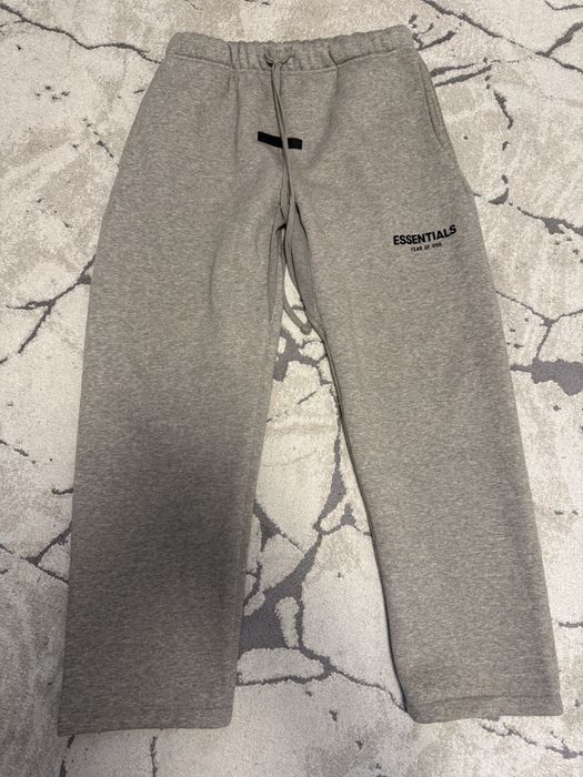 Pantaloni Essentials