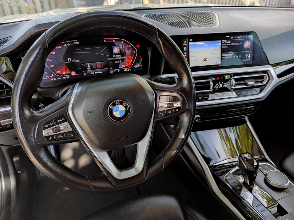 BMW Seria 3 2019 — imagine 5