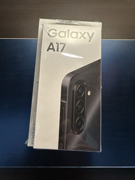 Смартфон Samsung A17 + външна преносима батерия 10 000mah чисто нови неразопаковани