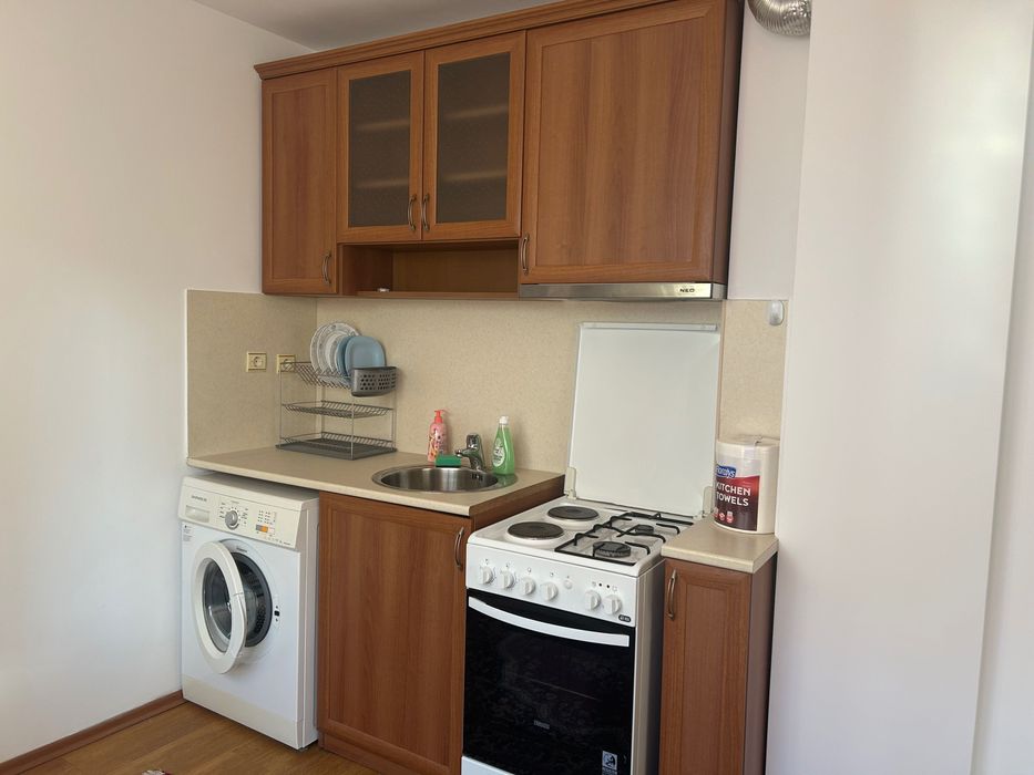 Двустаен апартамент / Дългосрочно