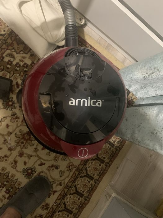 Продам б/у пылесос.