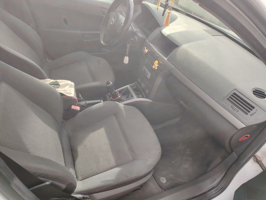 Vind Opel astra h