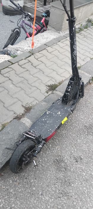 Vând trotineta kukirin m4!!