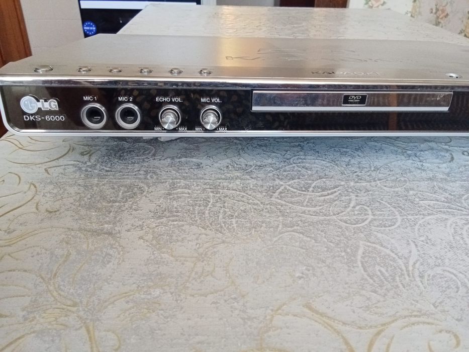 Видеомагнитофон б/у