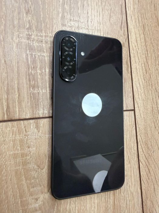 Samsung A36 5g в хорошем состоянии