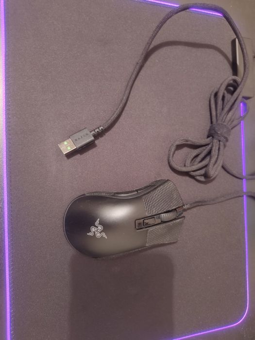 Razer DeathAdder V2 Min мишка + Razer - Goliathus Chroma подложка