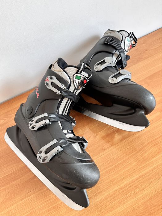 Vand patine gheață Roxa