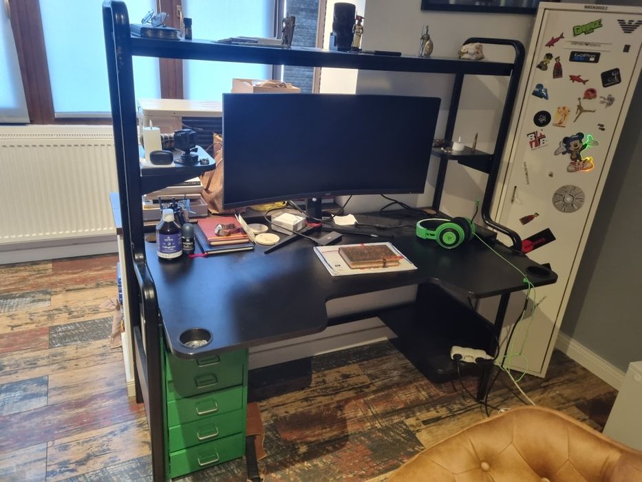 Birou gaming Ikea - FREDDE