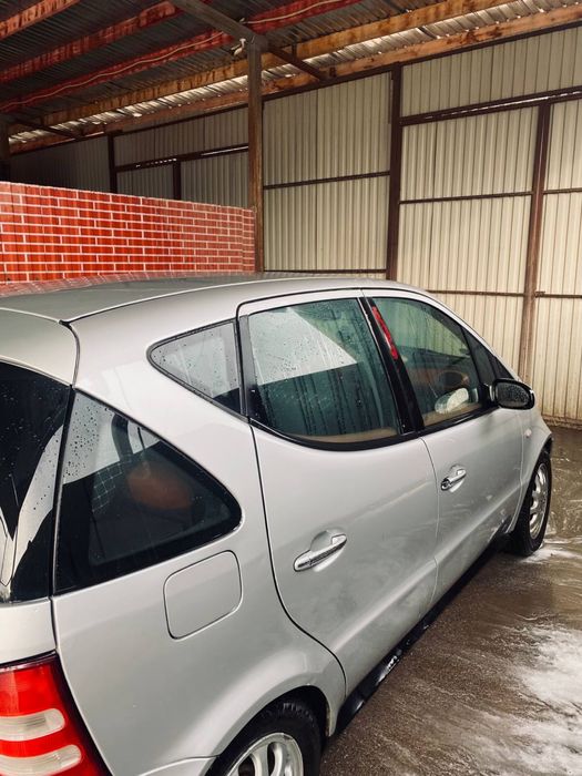 Мерседес а 16 ……