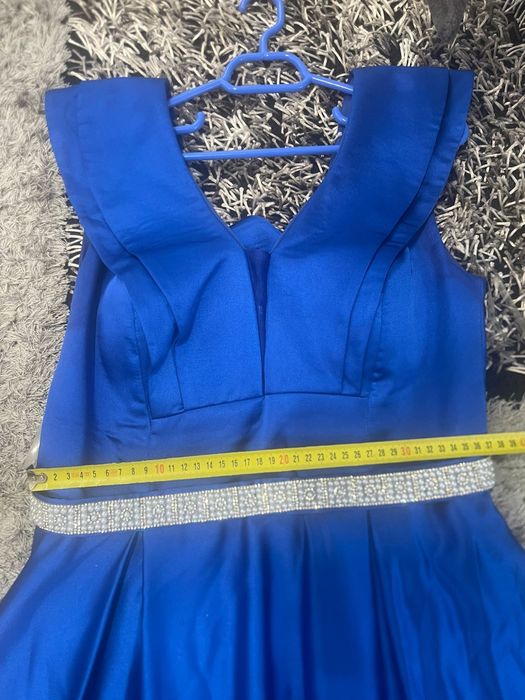 Rochie lunga albastră