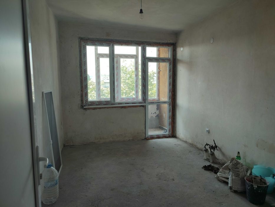 Продава се Четиристаен апартамент в Търговище, Център - 95 кв.м за 966 €/кв.м - Снимка #8