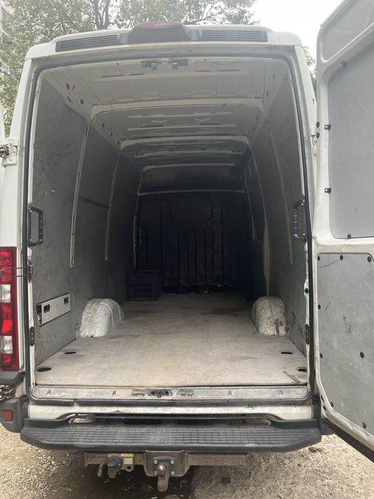 Транспортни услуги с бус издаваме и фактура