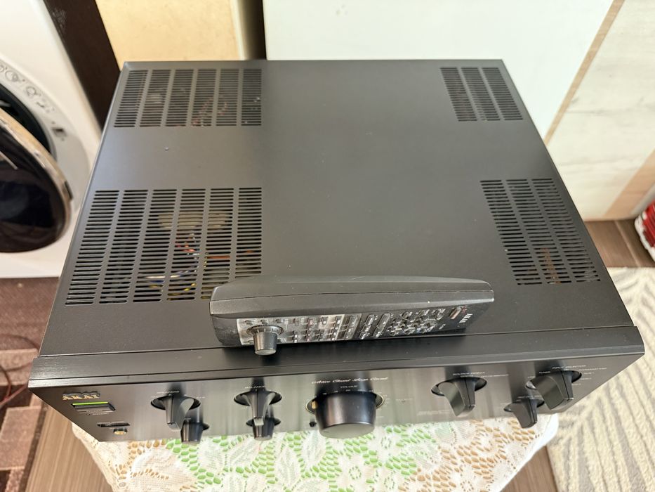 Akai  Акай AM-59 Качествен стерео усилвател