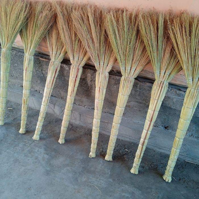 Веник сорго , Веник-купить хозтовары.бытовую химию на цена скидки есть