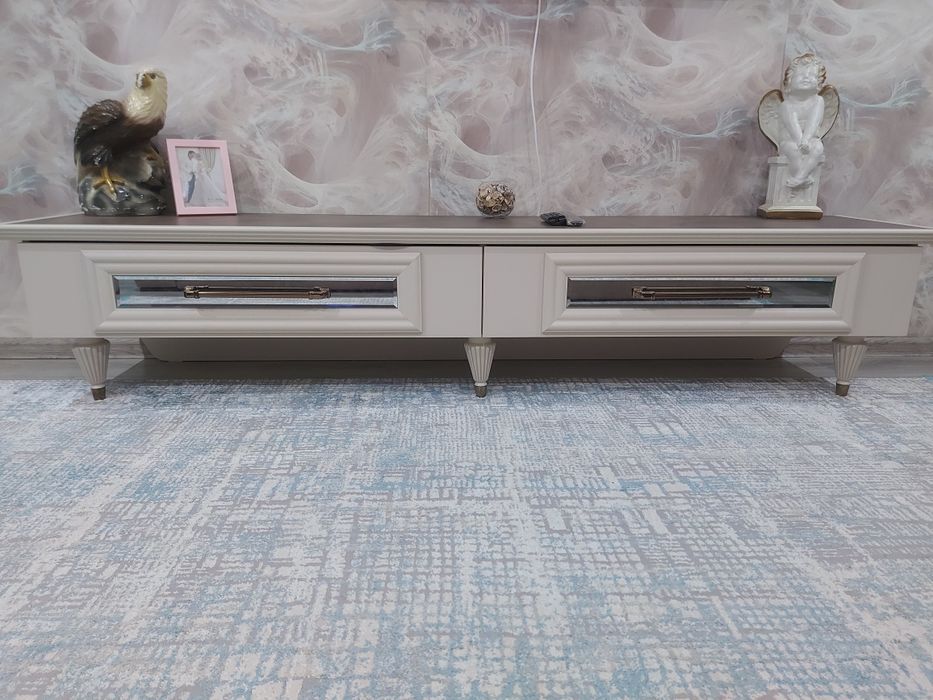 СРОЧНО‼️Продам горку для гостинной.